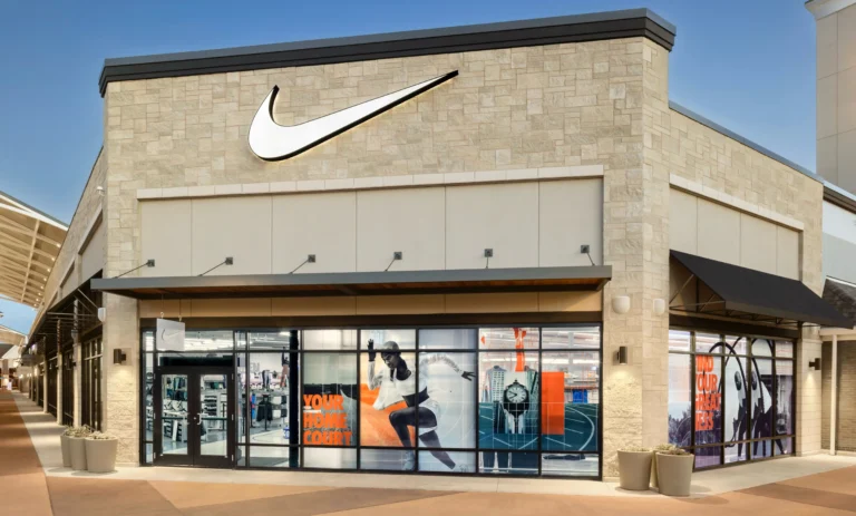 nike store image